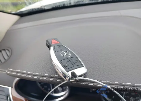 2013 Mercedes-Benz Gl 450 4Matic z USA, uszkodzony, nr VIN 4JGDF7CE6DA101247